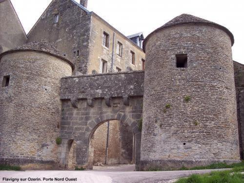 Chambres Sous Les Vignes Du Buttois Bussy-le-Grand المظهر الخارجي الصورة